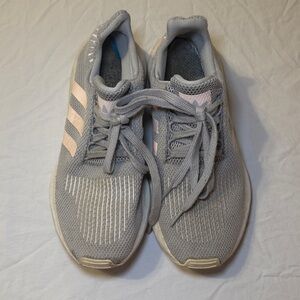 Adidas Originals Women’s Swift Run Knit Running Shoe Grey Icy Pink Size 7.5 VGUC